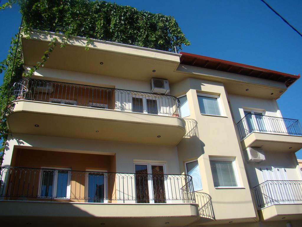 Guesthouse Nefeli 리토코론 외부 사진